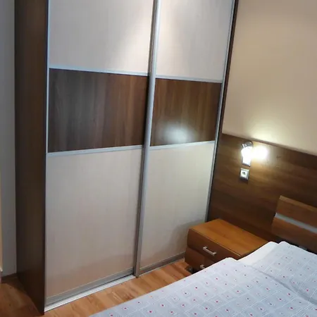 Hof بيت ضيافة ستوبافا