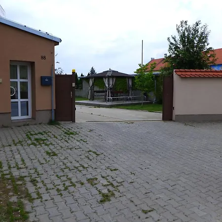 Hof بيت ضيافة 3*